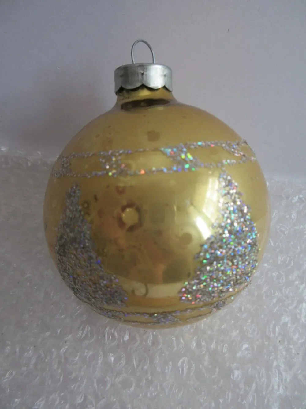 Glass Christmas Ornaments Vintage Made in USA Glitter Stencil & Solids Lot of 4